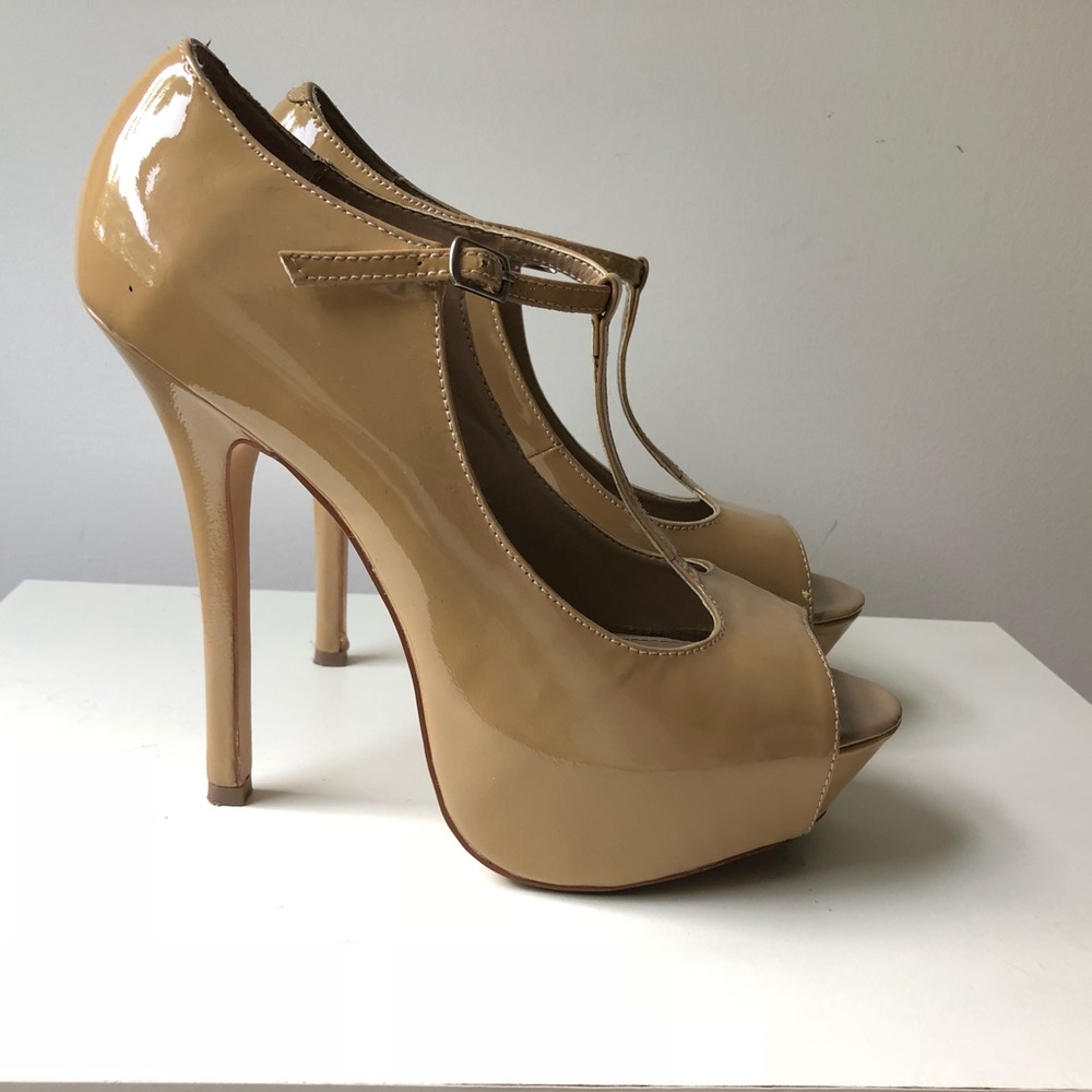 Steve Madden pumps